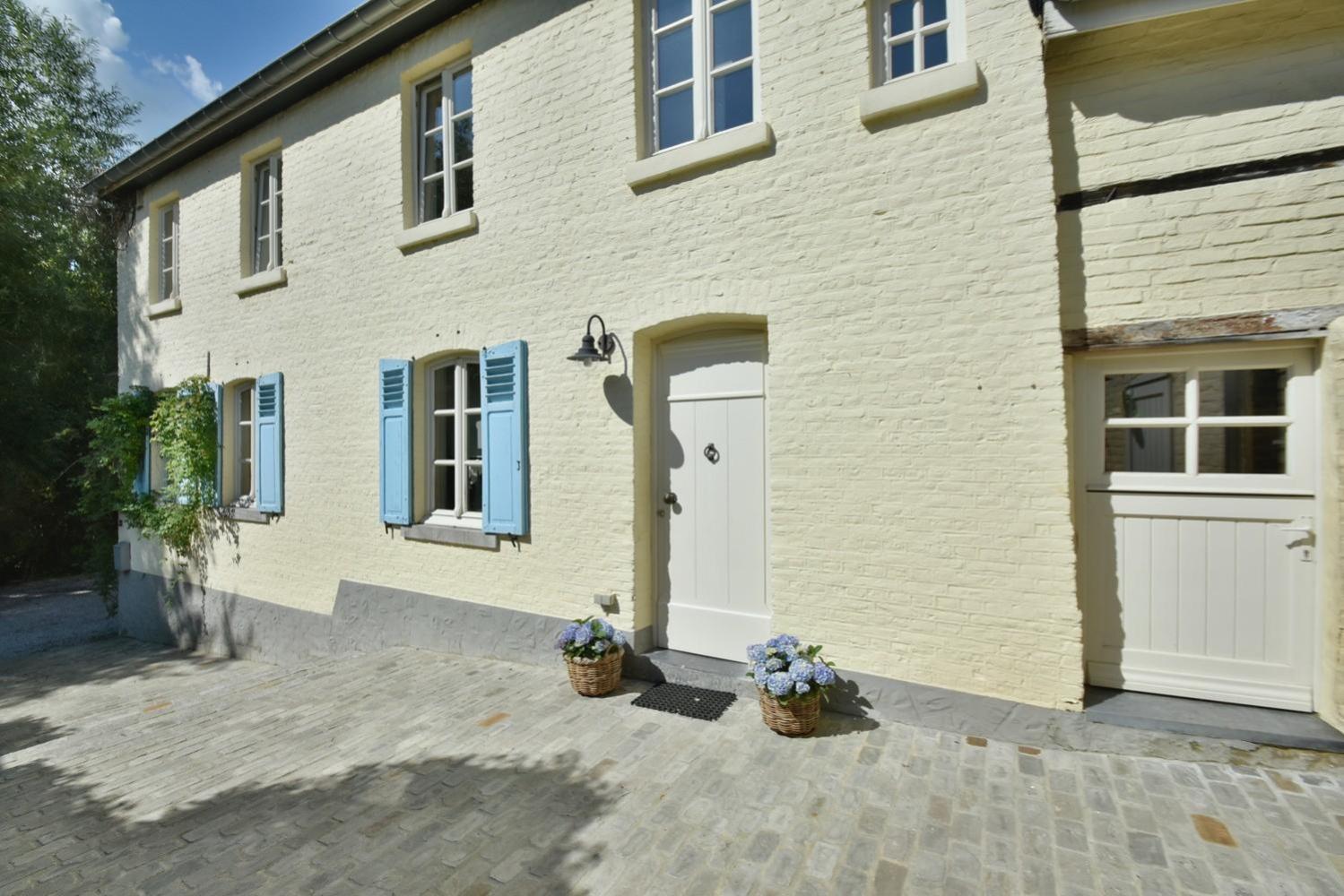 New! Unieke Vakantiewoning In Bosrijke Omgeving Tongres Extérieur photo